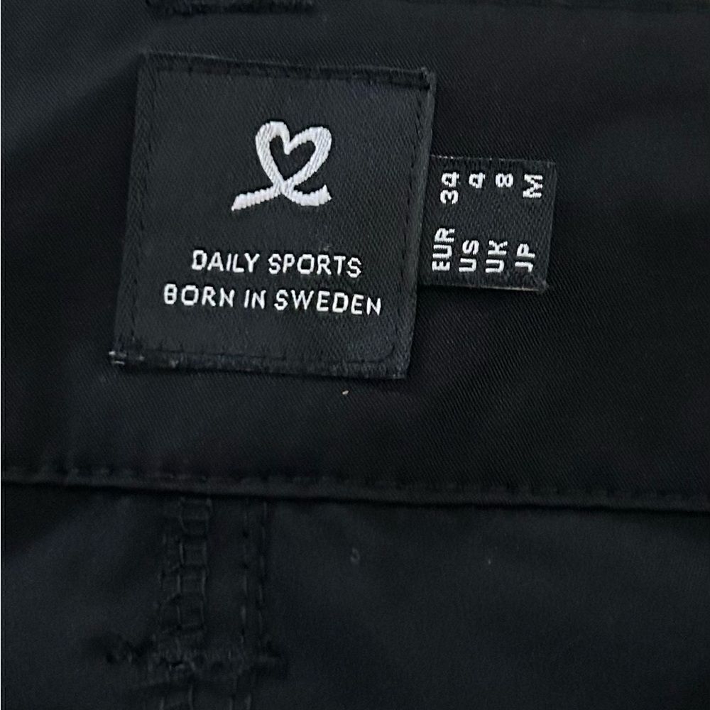 Daily Sports Black Miracle Capri Pants Size 4 - Picture 7 of 15